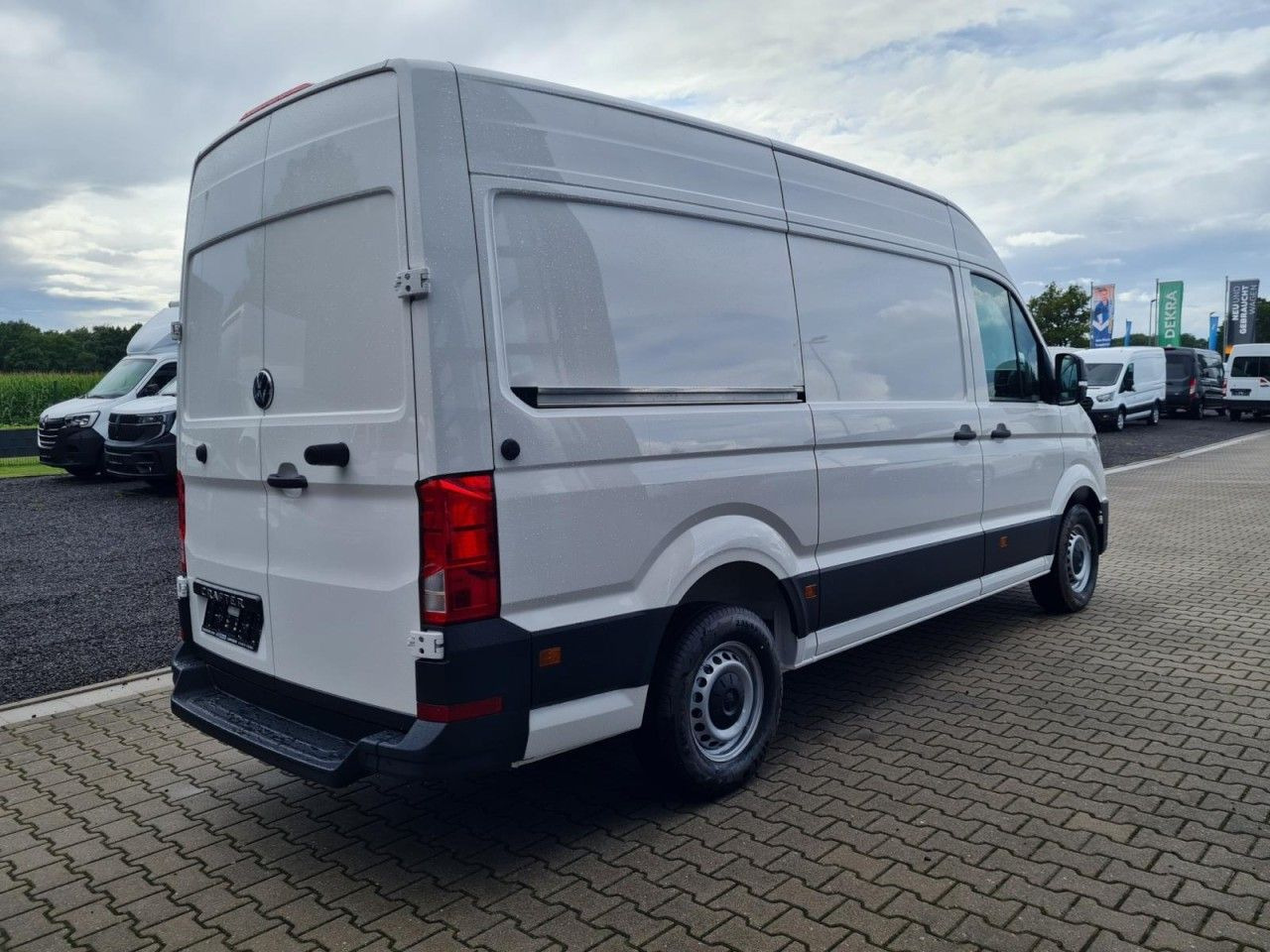 Volkswagen Crafter 35 Kasten TDI MR PDC KLIMA TEMPOMAT - Fourgon utilitaire: photos 4 Volkswagen Crafter 35 Kasten TDI MR PDC KLIMA TEMPOMAT - Fourgon utilitaire: photos 4