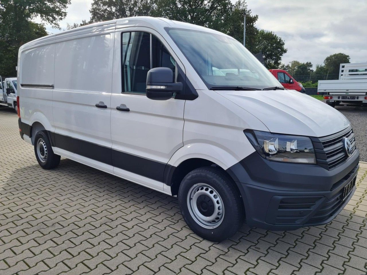 Volkswagen Crafter Kasten TDI MR L3H2 KLIMA TEMPOMAT - Fourgonnette: photos 3 Volkswagen Crafter Kasten TDI MR L3H2 KLIMA TEMPOMAT - Fourgonnette: photos 3