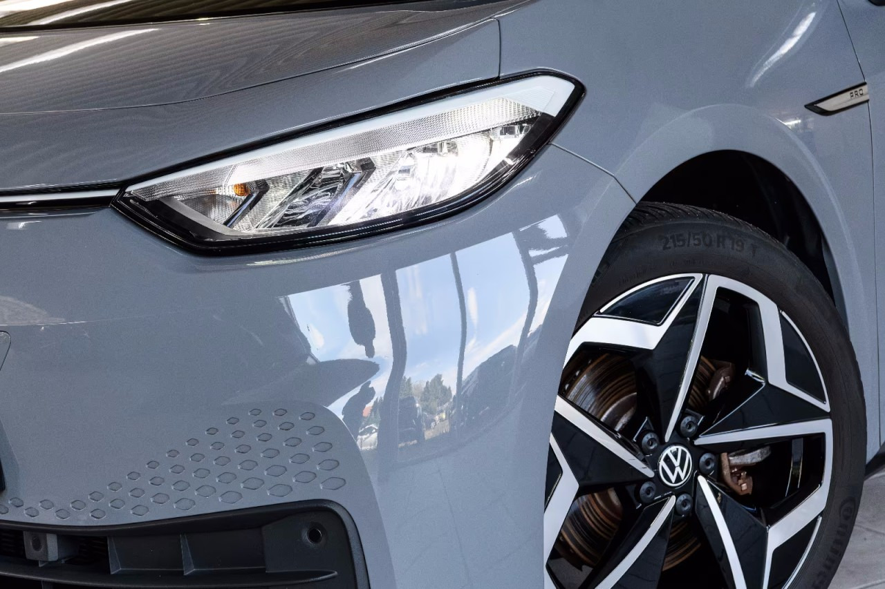 Volkswagen ID.3 Pro - Voiture: photos 2 Volkswagen ID.3 Pro - Voiture: photos 2