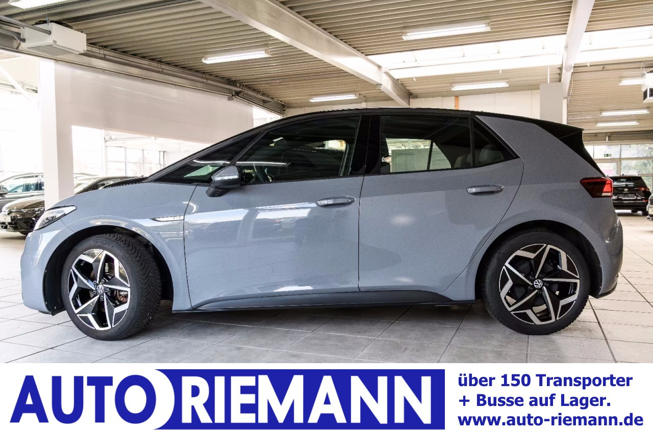 Volkswagen ID.3 Pro - Voiture: photos 1 Volkswagen ID.3 Pro - Voiture: photos 1