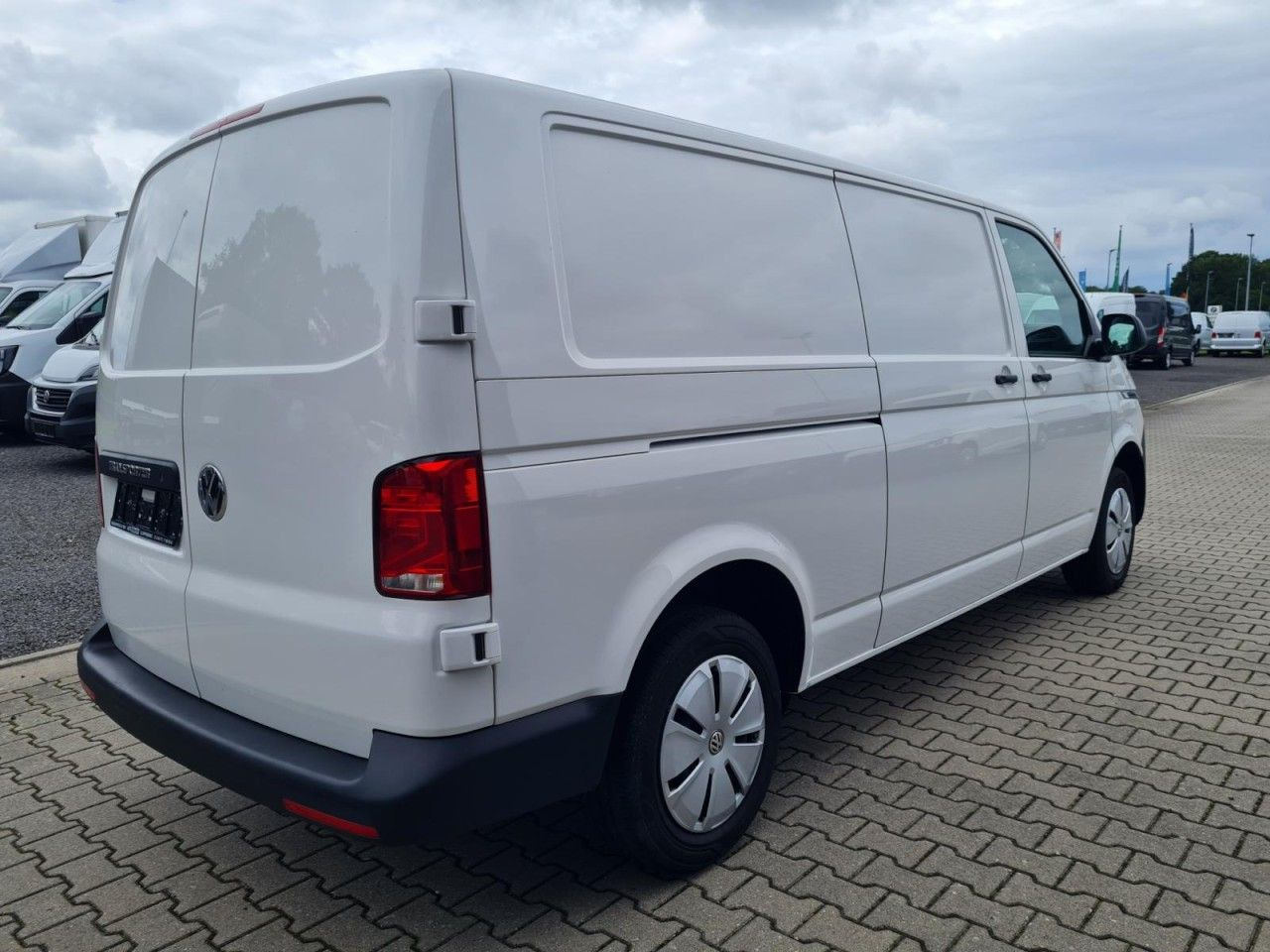 Volkswagen T6.1 Kasten TDi lang Flügeltüren KLIMA Verkleidu - Fourgonnette: photos 5 Volkswagen T6.1 Kasten TDi lang Flügeltüren KLIMA Verkleidu - Fourgonnette: photos 5