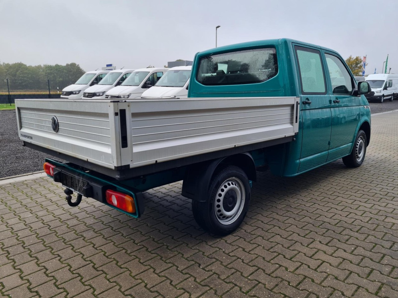 Volkswagen T6.1 Pritsche LR Doka 6-Sitze AHK KUNSTLEDER - Utilitaire plateau: photos 4 Volkswagen T6.1 Pritsche LR Doka 6-Sitze AHK KUNSTLEDER - Utilitaire plateau: photos 4
