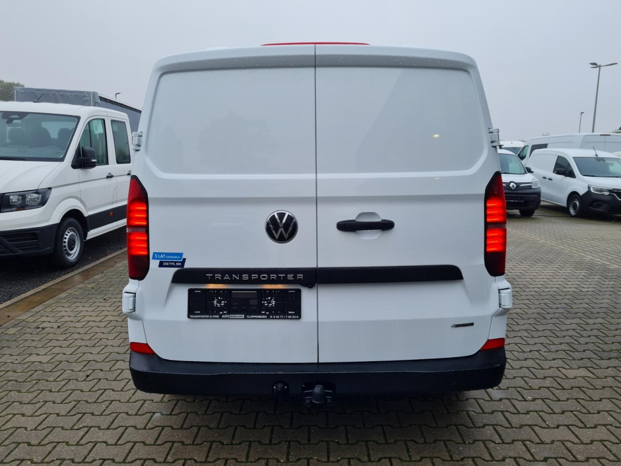 Volkswagen T7 Transporter Kasten TDI 4Motion LR L2H1 LED AUTOM. - Fourgonnette: photos 5 Volkswagen T7 Transporter Kasten TDI 4Motion LR L2H1 LED AUTOM. - Fourgonnette: photos 5