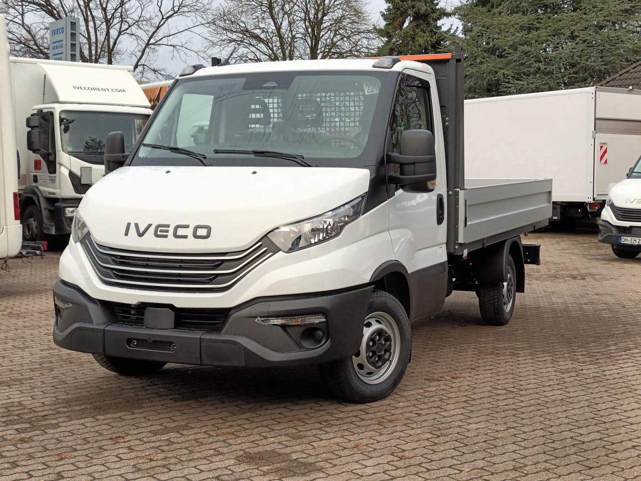 Iveco Daily 35S16H3.0Y *3,5m Pritsche *KLIMA*AHK*RA... - Utilitaire plateau: photos 1 Iveco Daily 35S16H3.0Y *3,5m Pritsche *KLIMA*AHK*RA... - Utilitaire plateau: photos 1