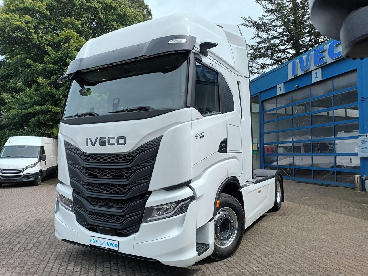Iveco S-Way AS440S50T/FP SZM MIRROR - Tracteur routier: photos 1 Iveco S-Way AS440S50T/FP SZM MIRROR - Tracteur routier: photos 1