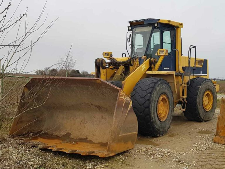 Komatsu WA470-1 – wheel loader / Radlader - Chargeuse sur pneus: photos 1 Komatsu WA470-1 – wheel loader / Radlader - Chargeuse sur pneus: photos 1