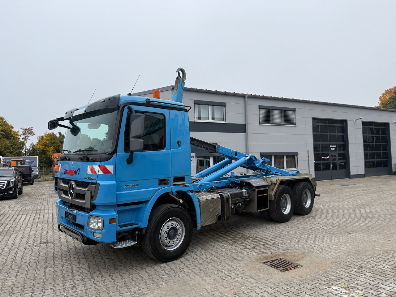 Mercedes-Benz 2646 Actros Abrollkipper Meiller AHK - Autre matériel: photos 3 Mercedes-Benz 2646 Actros Abrollkipper Meiller AHK - Autre matériel: photos 3