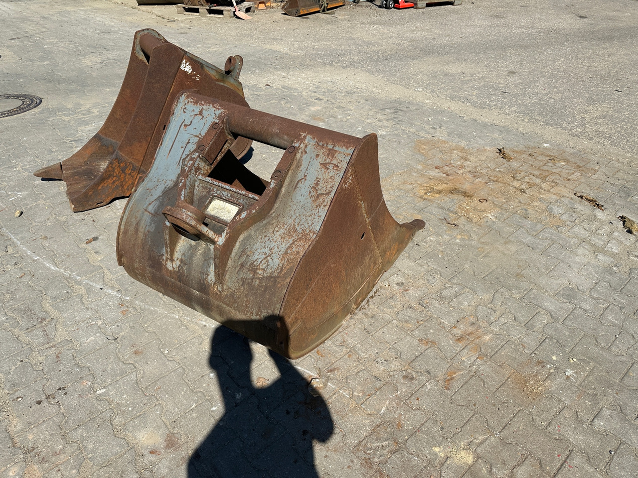 Tieflöffel Mantovanibenne 90 cm - Godet pour pelle pour Engins de chantier: photos 3 Tieflöffel Mantovanibenne 90 cm - Godet pour pelle pour Engins de chantier: photos 3