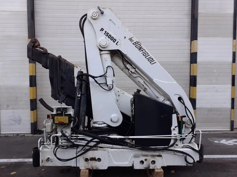 Grúa Bonfiglioli P.15000L - Grue auxiliaire pour Camion: photos 3 Grúa Bonfiglioli P.15000L - Grue auxiliaire pour Camion: photos 3