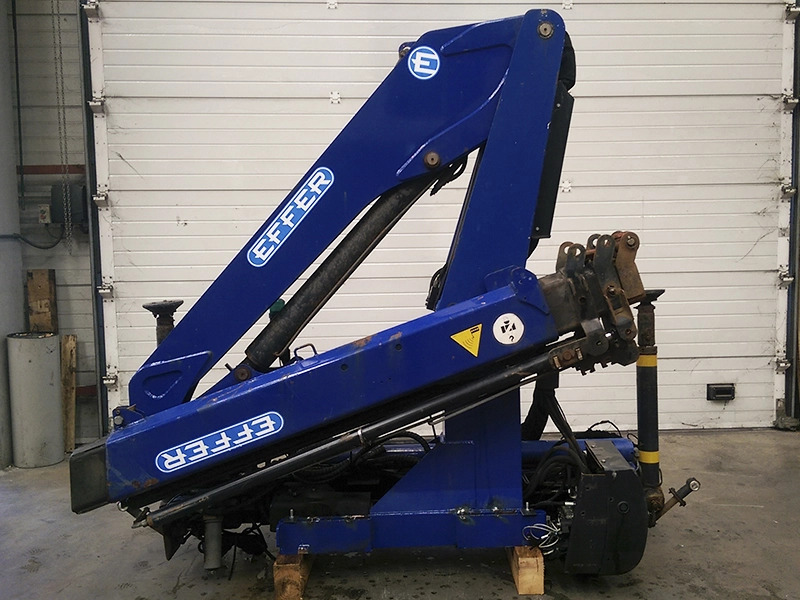 Grúa Effer 100 2S - Grue auxiliaire pour Camion: photos 1 Grúa Effer 100 2S - Grue auxiliaire pour Camion: photos 1