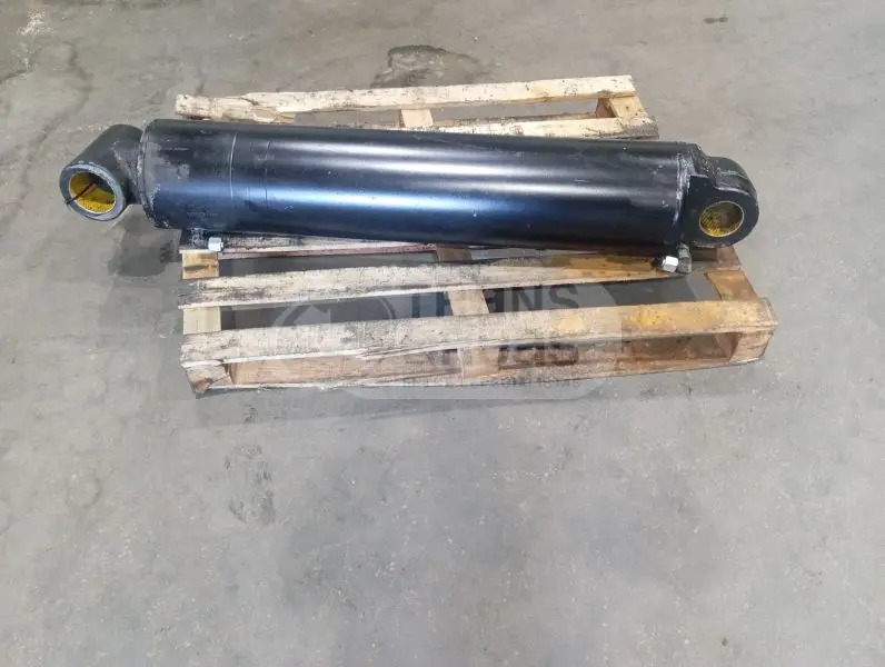 Grúa F310AXP.28 solo para recambios - Grue: photos 3 Grúa F310AXP.28 solo para recambios - Grue: photos 3