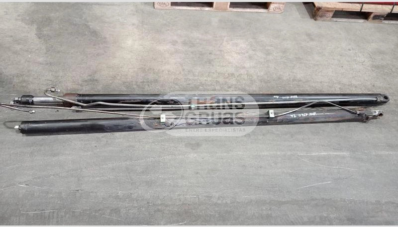 Grúa HMF 1563 K2 solo para recambios - Grue auxiliaire pour Camion: photos 2 Grúa HMF 1563 K2 solo para recambios - Grue auxiliaire pour Camion: photos 2