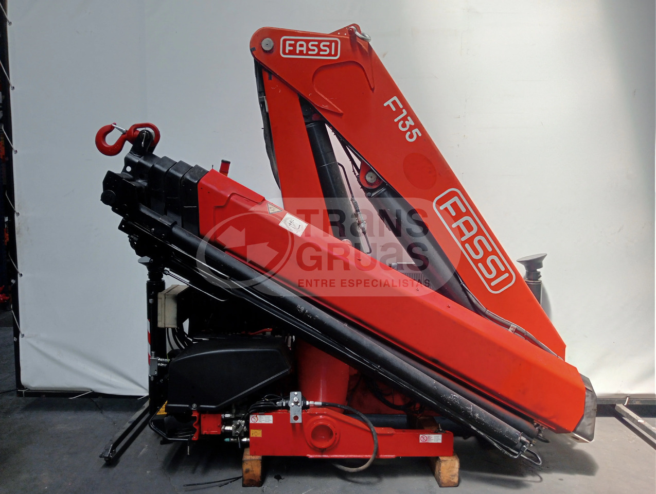 Grúa hidráulica Fassi F135A.0.25 E-ACTIVE - Grue auxiliaire: photos 4 Grúa hidráulica Fassi F135A.0.25 E-ACTIVE - Grue auxiliaire: photos 4