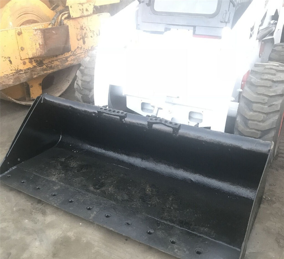 Bobcat S250 - Mini chargeuse: photos 5 Bobcat S250 - Mini chargeuse: photos 5