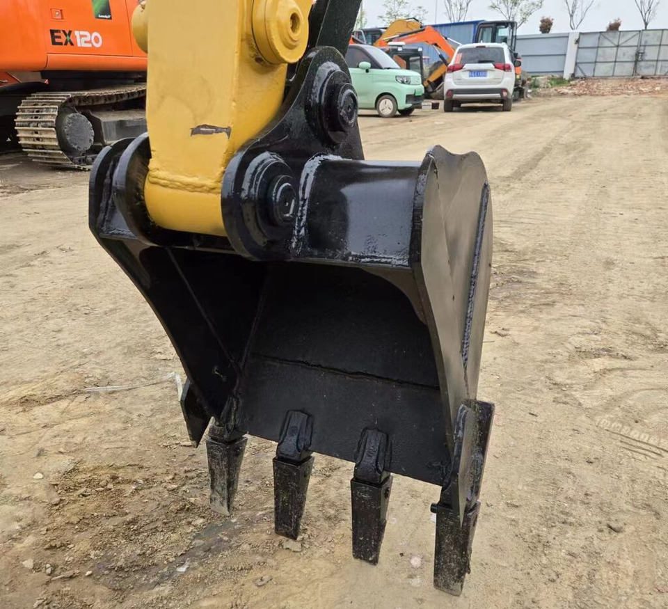 Caterpillar 305.5E2 with Rubber Track - Mini pelle: photos 2 Caterpillar 305.5E2 with Rubber Track - Mini pelle: photos 2