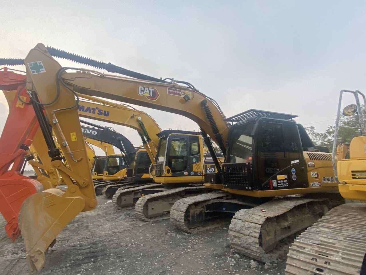Caterpillar 315D2GC - Pelle sur chenille: photos 2 Caterpillar 315D2GC - Pelle sur chenille: photos 2