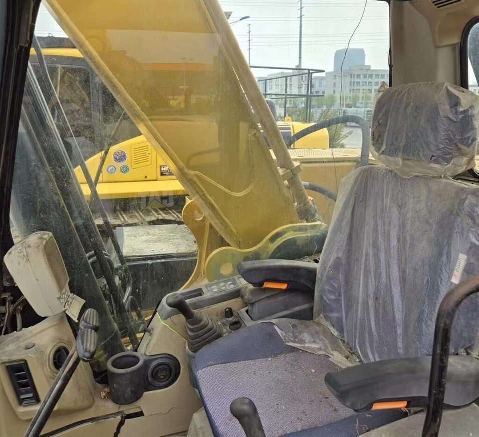 Caterpillar 330D - Pelle sur chenille: photos 3 Caterpillar 330D - Pelle sur chenille: photos 3