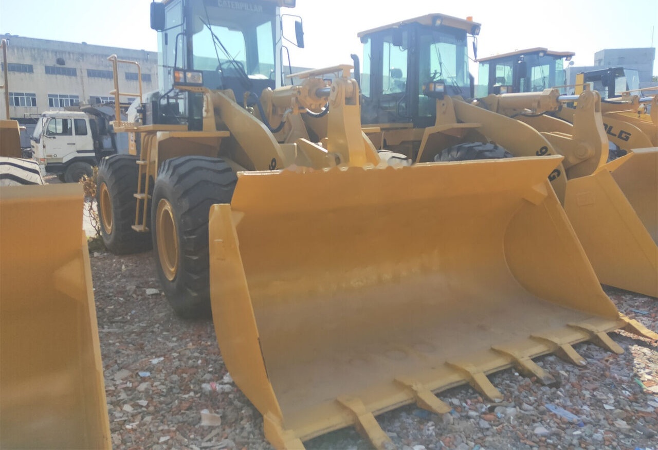 Caterpillar 950H - Chargeuse sur pneus: photos 1 Caterpillar 950H - Chargeuse sur pneus: photos 1