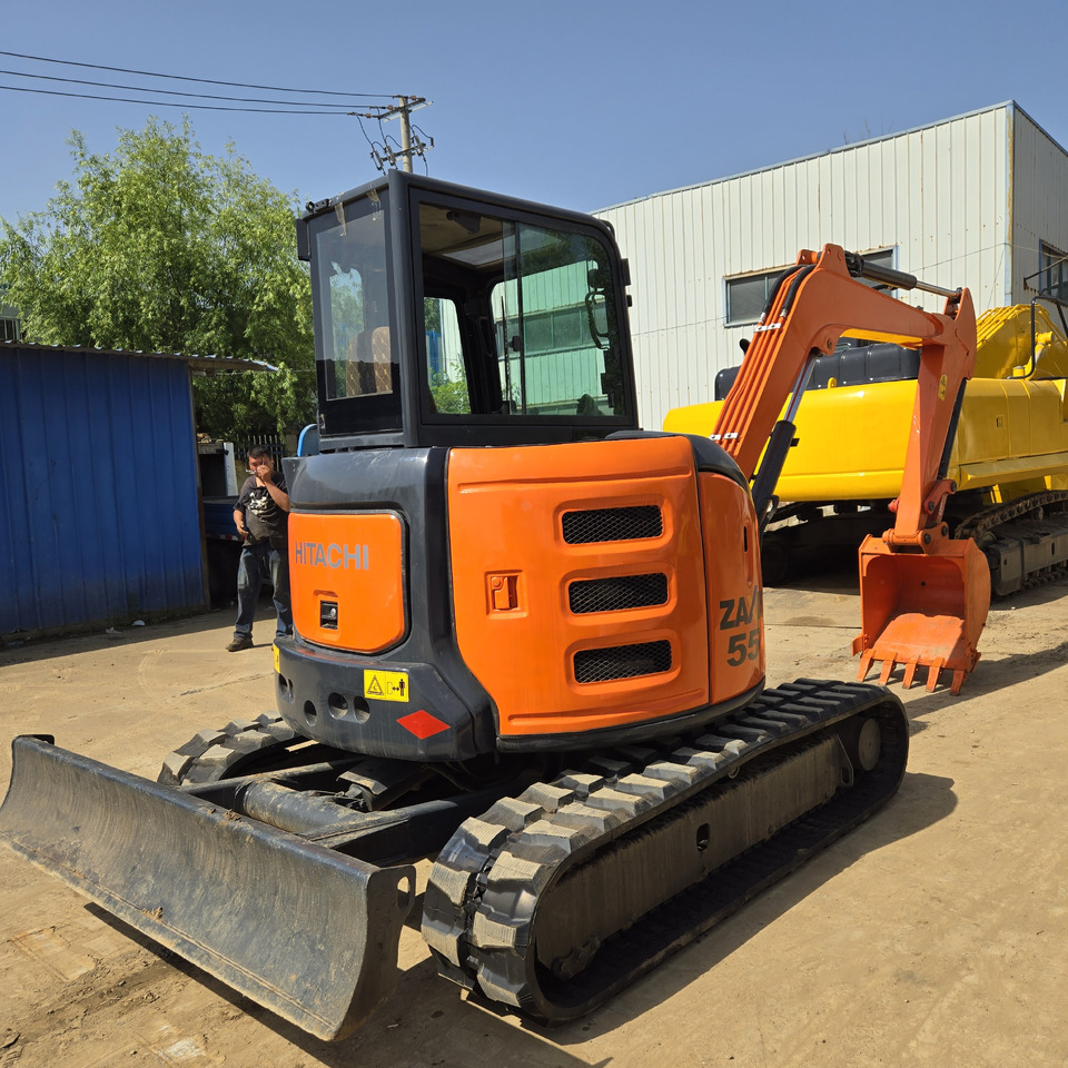 HITACHI ZX55 - Mini pelle: photos 4 HITACHI ZX55 - Mini pelle: photos 4