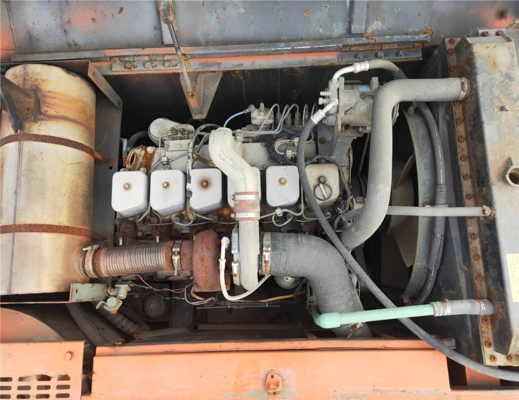 Hitachi ZX160WD - Pelle sur pneus: photos 3 Hitachi ZX160WD - Pelle sur pneus: photos 3