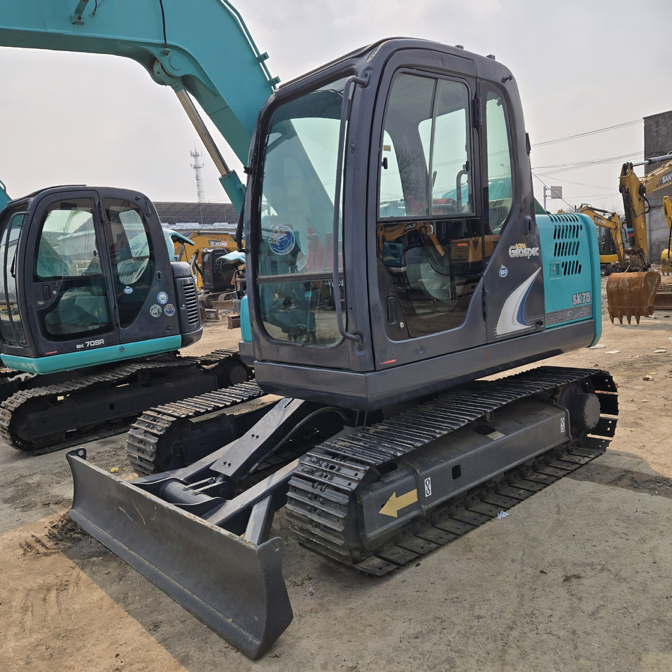 KOBELCO SK75 - Mini pelle: photos 4 KOBELCO SK75 - Mini pelle: photos 4