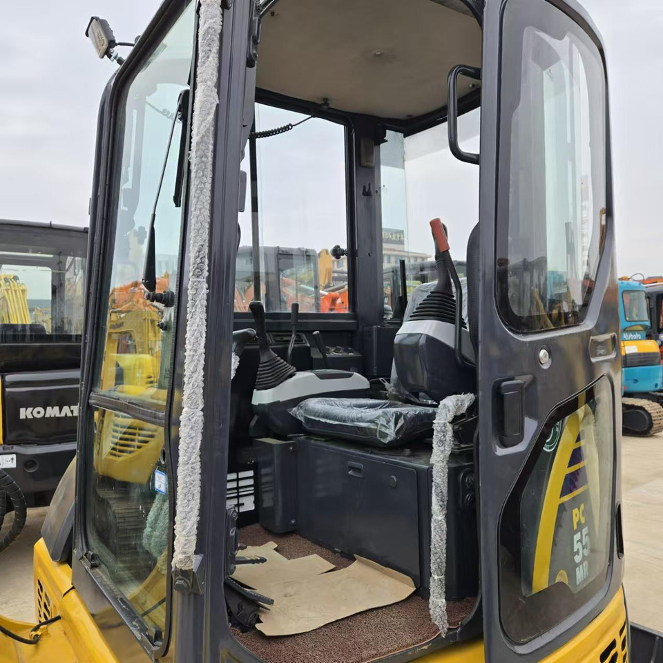 Mini pelle KOMATSU PC55MR: photos 8 Mini pelle KOMATSU PC55MR: photos 8