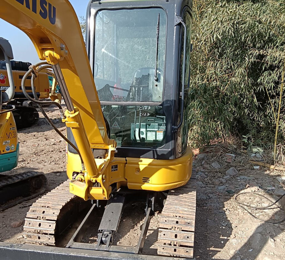 Komatsu PC30MR - Mini pelle: photos 2 Komatsu PC30MR - Mini pelle: photos 2
