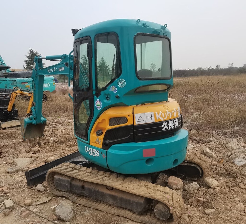 Kubota U35 - Mini pelle: photos 1 Kubota U35 - Mini pelle: photos 1