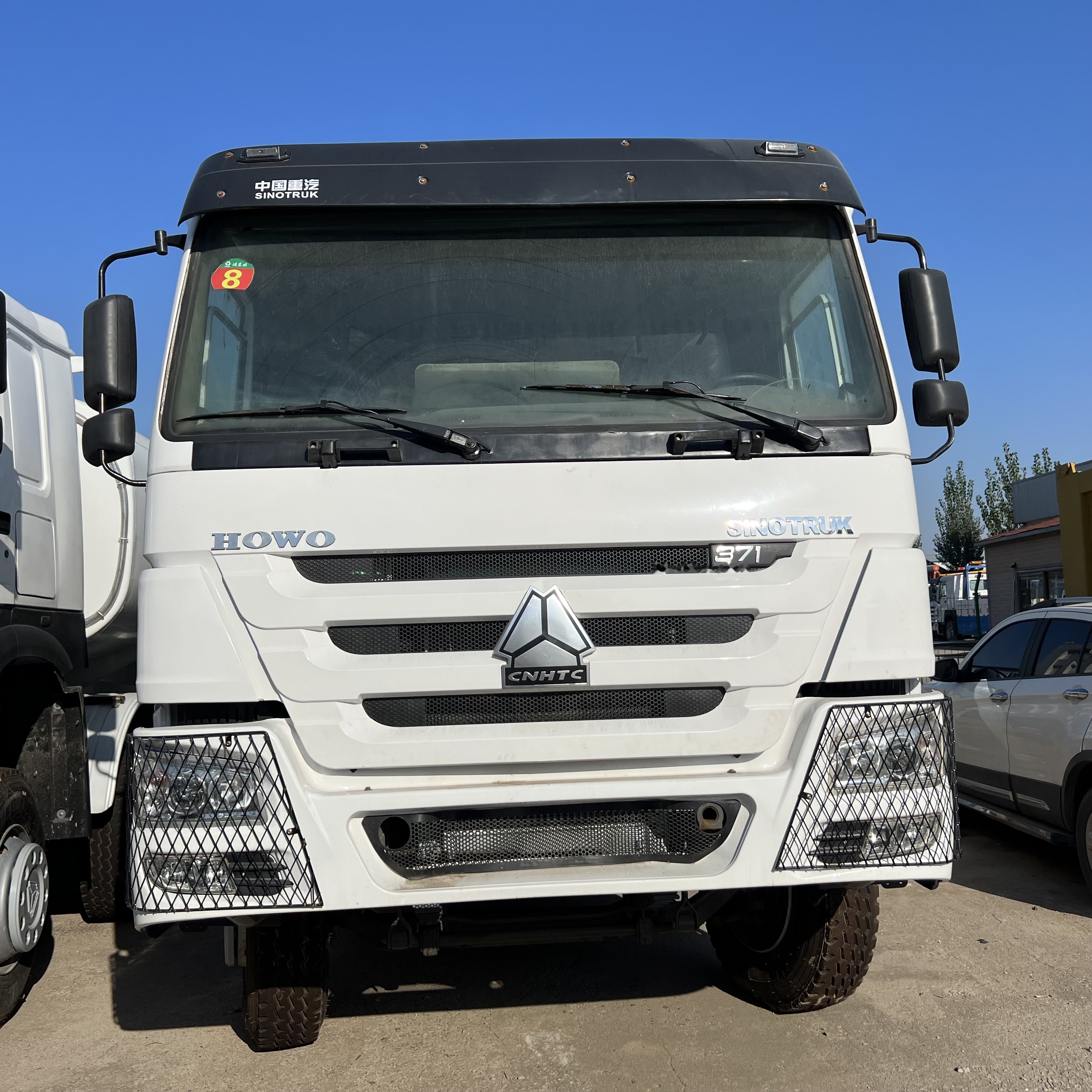 Sinotruk HOWO 371 6*4 Dump truck - Camion benne: photos 1 Sinotruk HOWO 371 6*4 Dump truck - Camion benne: photos 1