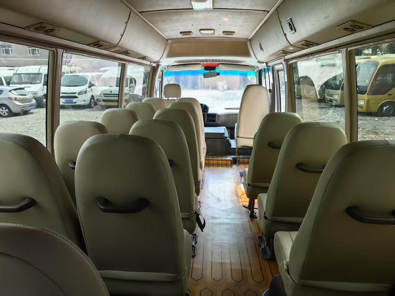 Toyota Coaster - Minibus, Transport de personnes: photos 3 Toyota Coaster - Minibus, Transport de personnes: photos 3