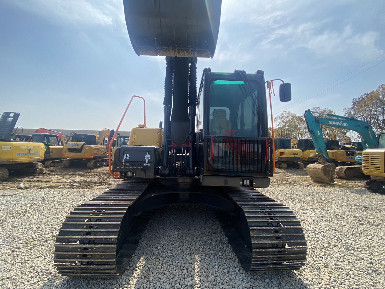 VOLVO EC140 - Pelle: photos 4 VOLVO EC140 - Pelle: photos 4