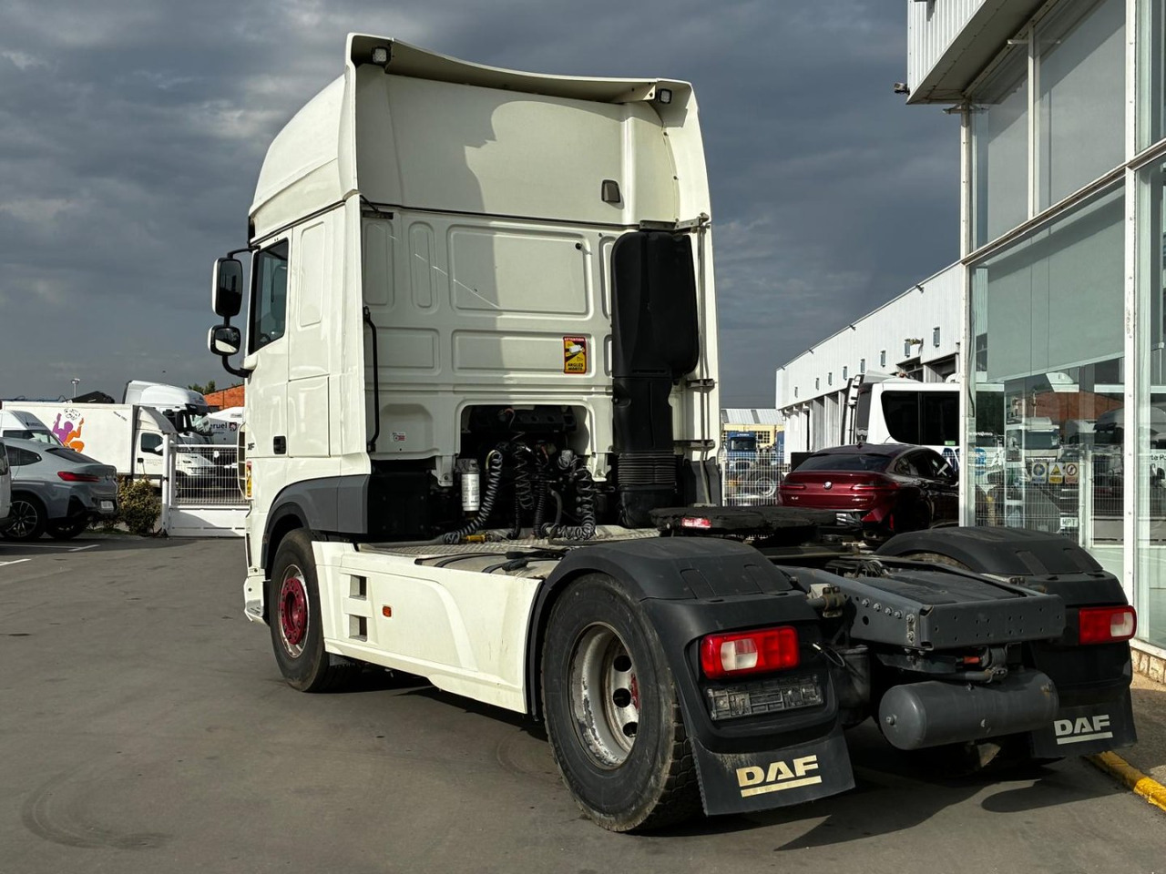 Cabeza Tractora DAF 480 SUPER SPACE CAB AUTOMATICA CON INTARDER - Tracteur routier: photos 4 Cabeza Tractora DAF 480 SUPER SPACE CAB AUTOMATICA CON INTARDER - Tracteur routier: photos 4