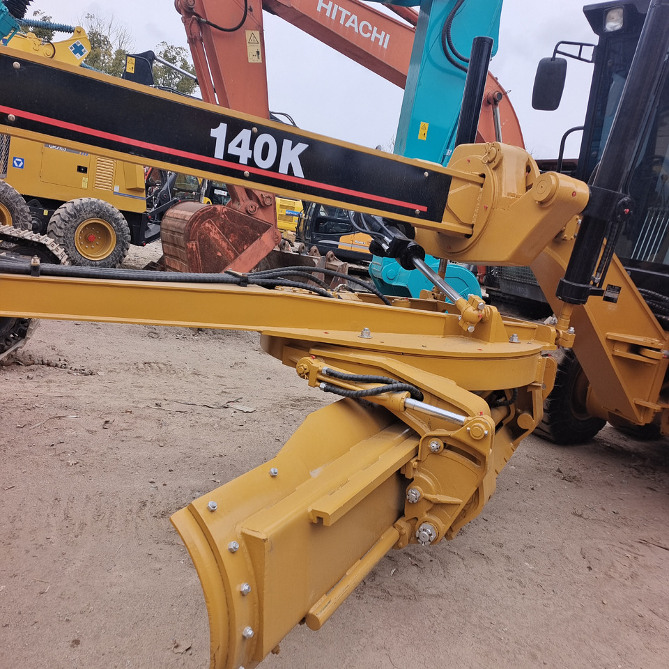 Niveleuse CAT 140K 140 K 140H 140G: photos 13 Niveleuse CAT 140K 140 K 140H 140G: photos 13