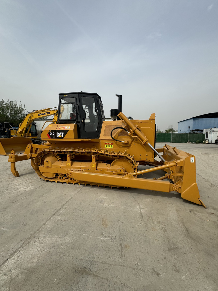 CAT D6G D7G D6R D6GCD8T - Bulldozer: photos 4 CAT D6G D7G D6R D6GCD8T - Bulldozer: photos 4
