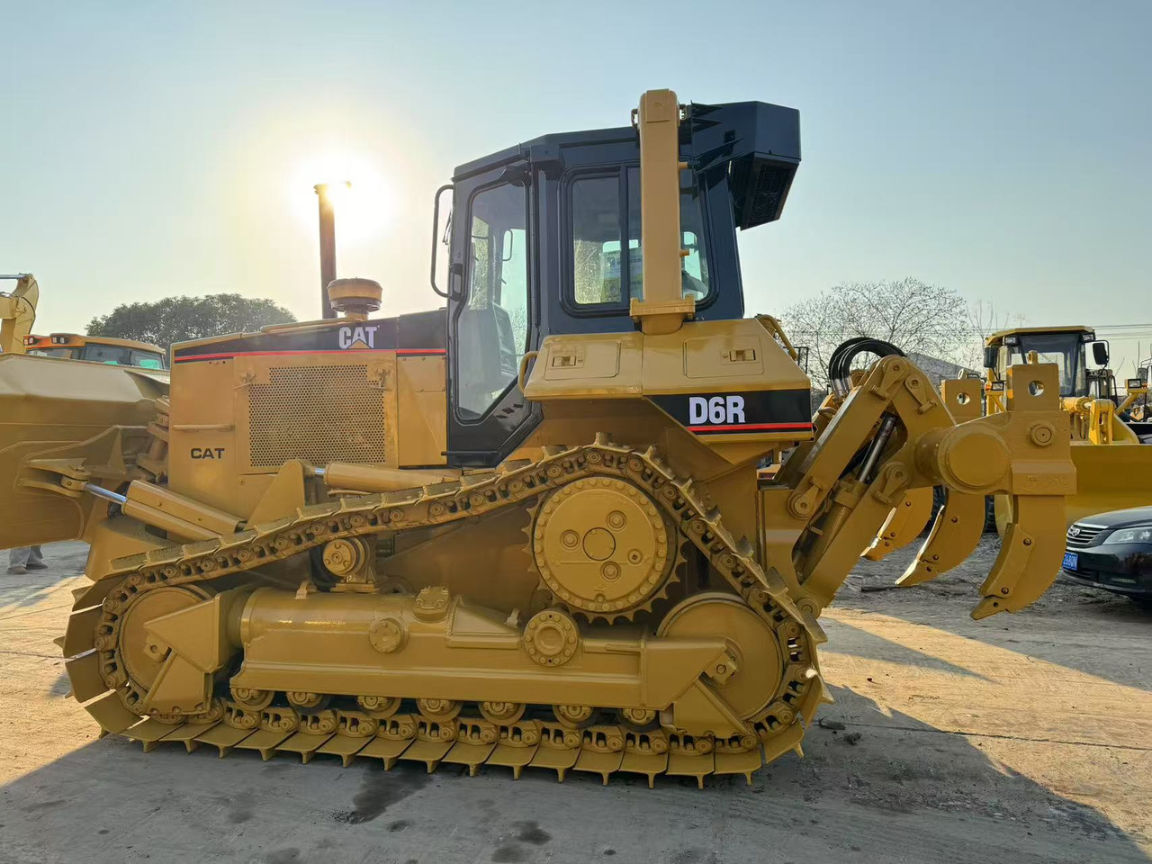 CAT D6R - Bulldozer: photos 3 CAT D6R - Bulldozer: photos 3