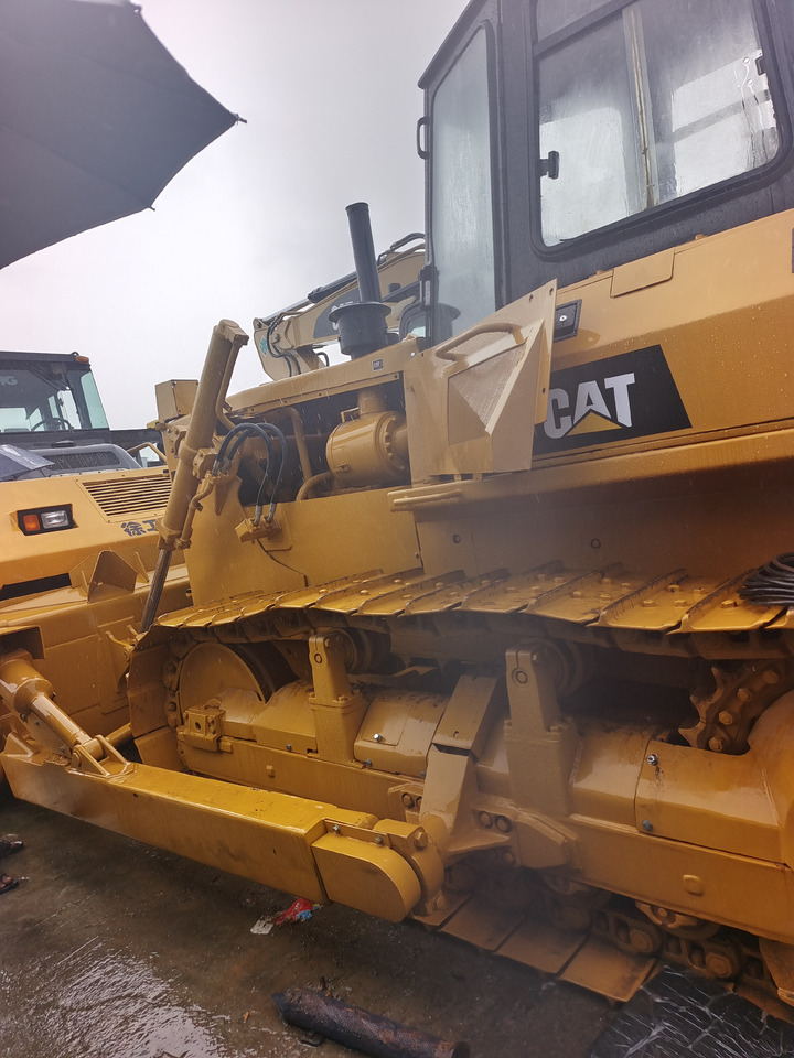 CAT D7G D6G D6GC D6R D8T - Bulldozer: photos 2 CAT D7G D6G D6GC D6R D8T - Bulldozer: photos 2