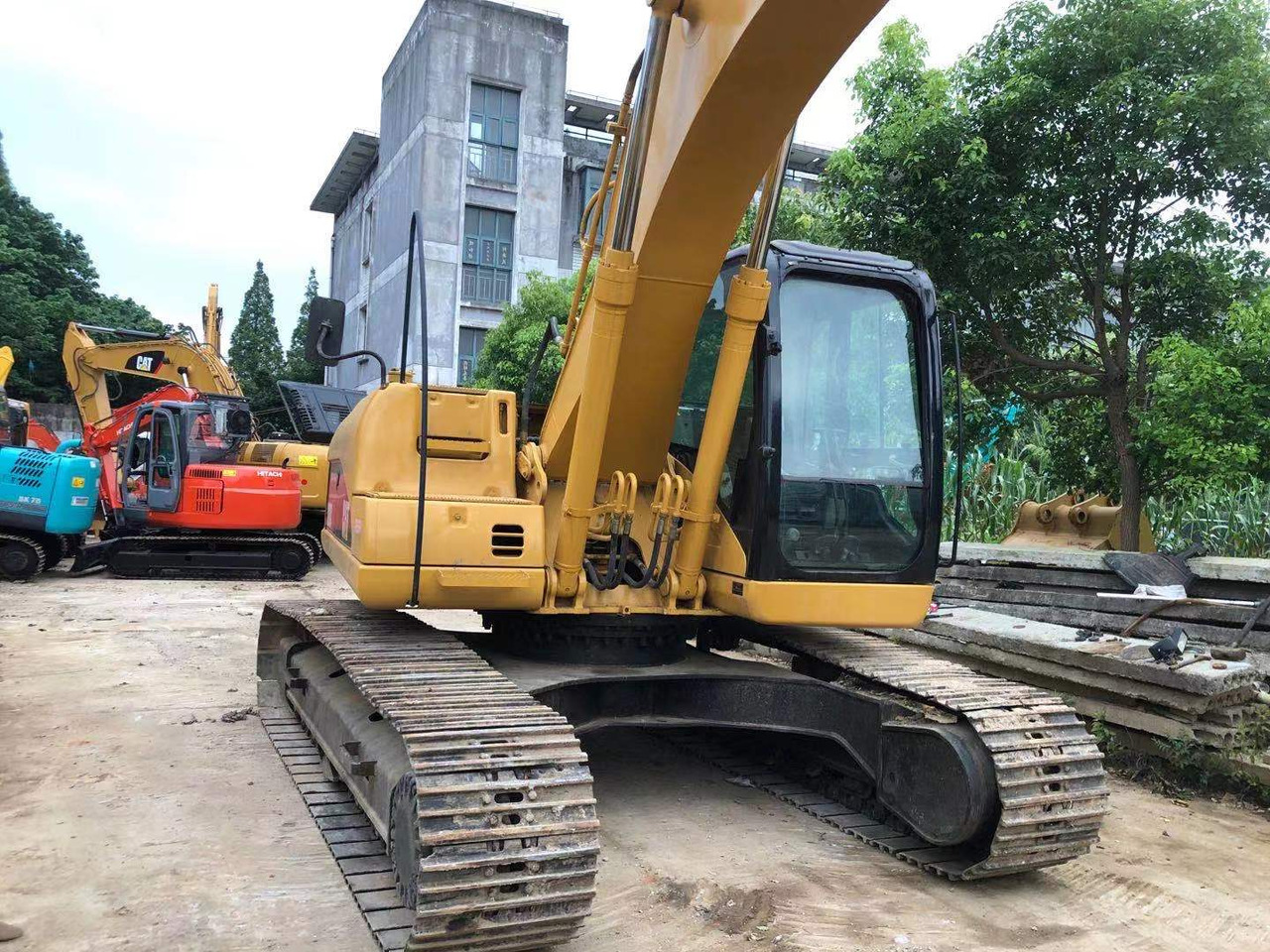 CATERPILLAR 320CL CAT 320 CL 320D 320BL 320GC - Pelle sur chenille: photos 3 CATERPILLAR 320CL CAT 320 CL 320D 320BL 320GC - Pelle sur chenille: photos 3