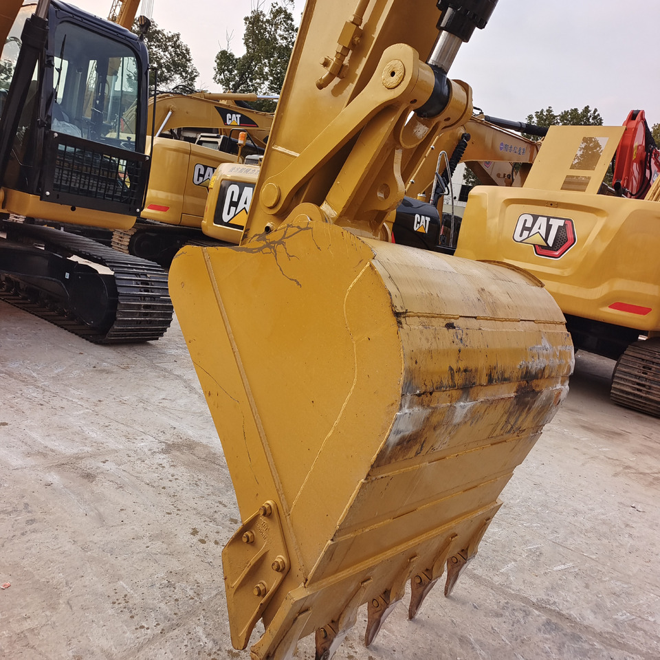 CATERPILLAR 320D2L CAT 320D - Pelle sur chenille: photos 5 CATERPILLAR 320D2L CAT 320D - Pelle sur chenille: photos 5