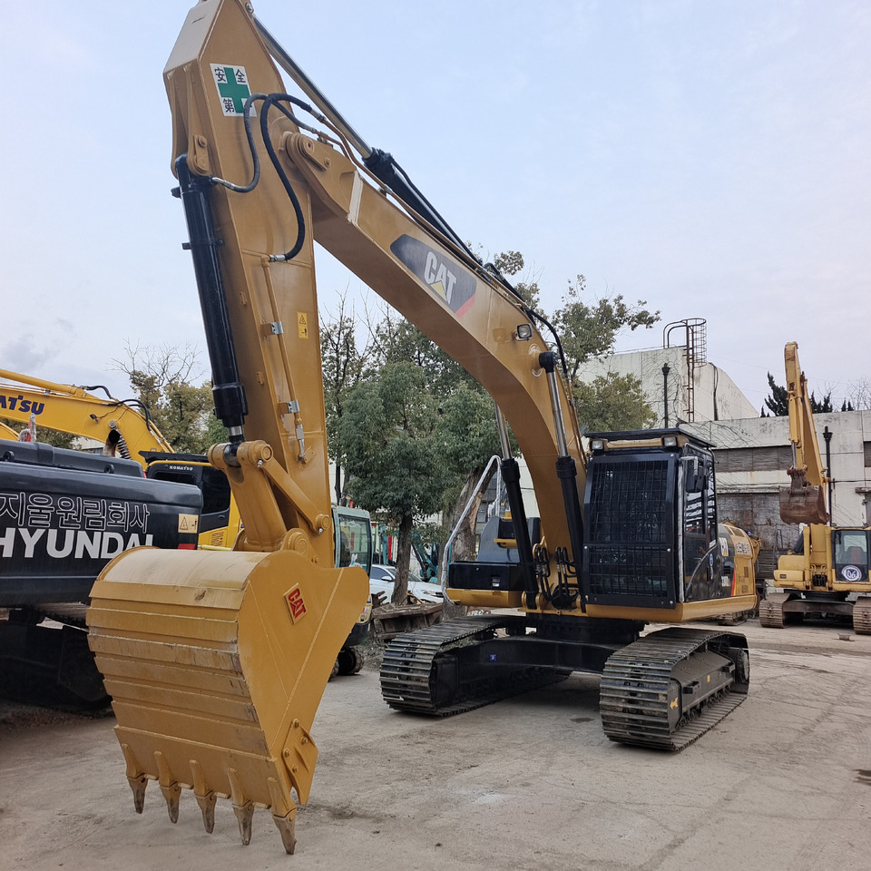 CATERPILLAR 330D2 L CAT 330D 330GC - Pelle sur chenille: photos 1 CATERPILLAR 330D2 L CAT 330D 330GC - Pelle sur chenille: photos 1