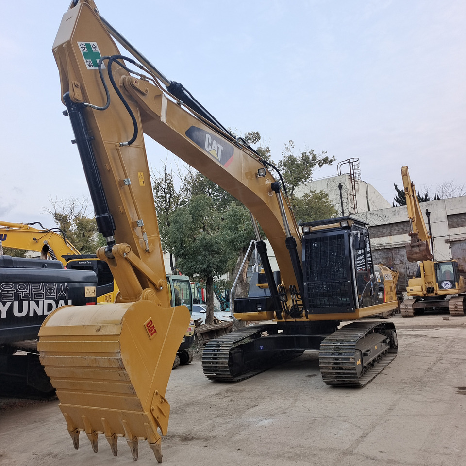 CATERPILLAR 330D2 L CAT 330D 330GC - Pelle sur chenille: photos 2 CATERPILLAR 330D2 L CAT 330D 330GC - Pelle sur chenille: photos 2