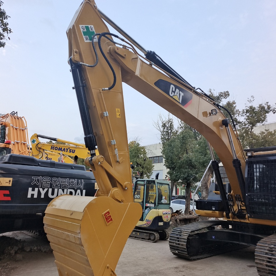 CATERPILLAR 330D2L CAT 330D 330GC - Pelle sur chenille: photos 3 CATERPILLAR 330D2L CAT 330D 330GC - Pelle sur chenille: photos 3
