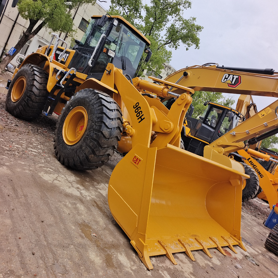 CATERPILLAR 966H CAT 966 H - Chargeuse sur pneus: photos 1 CATERPILLAR 966H CAT 966 H - Chargeuse sur pneus: photos 1