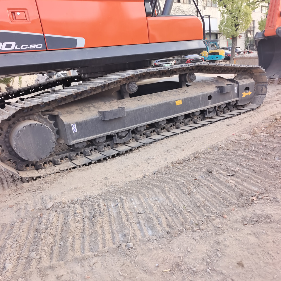 DOOSAN DX300LC-9C DX300LCA - Pelle sur chenille: photos 2 DOOSAN DX300LC-9C DX300LCA - Pelle sur chenille: photos 2