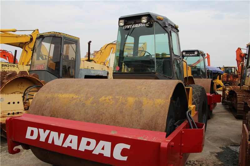 DYNAPAC CA301D - Rouleau compresseur: photos 3 DYNAPAC CA301D - Rouleau compresseur: photos 3