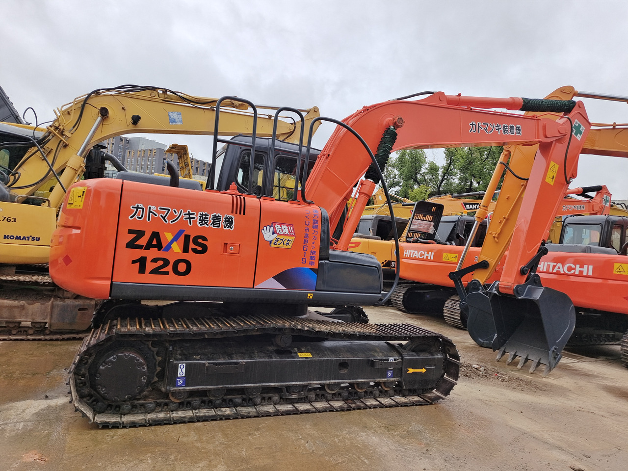 HITACHI ZX120 - Pelle sur chenille: photos 2 HITACHI ZX120 - Pelle sur chenille: photos 2