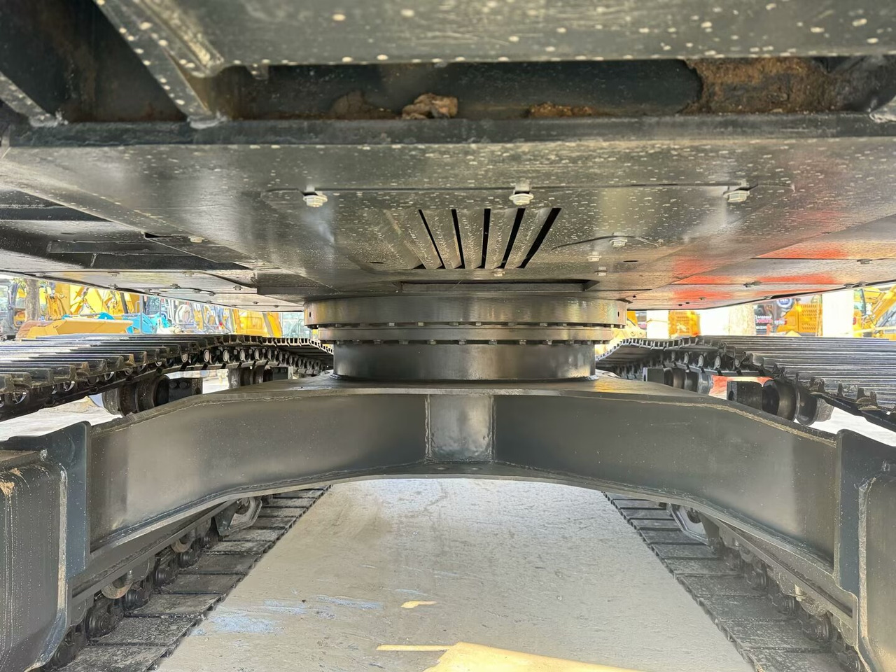 HYUNDAI 220LC-9S - Pelle sur chenille: photos 4 HYUNDAI 220LC-9S - Pelle sur chenille: photos 4