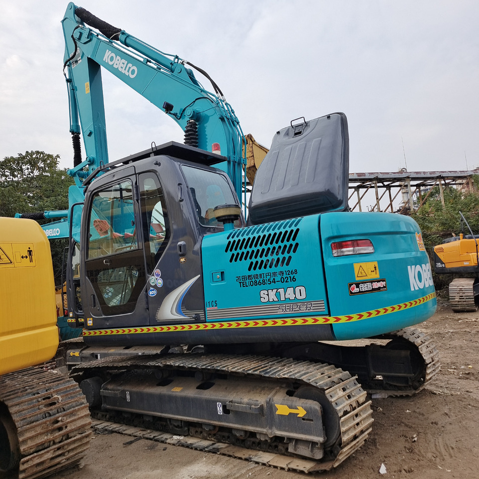 KOBELCO SK140 SK200 - Pelle sur chenille: photos 1 KOBELCO SK140 SK200 - Pelle sur chenille: photos 1