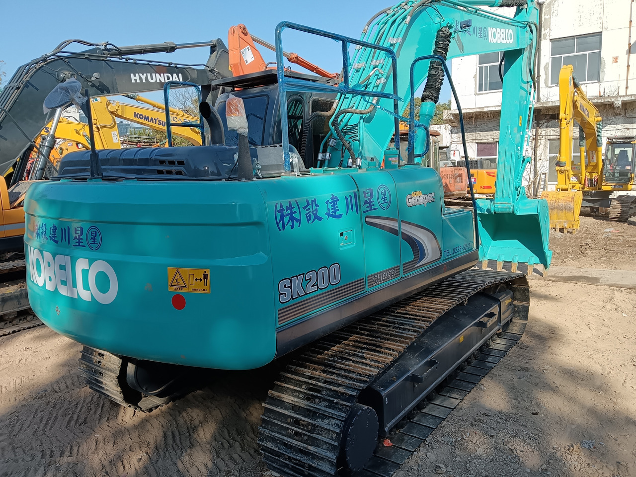 KOBELCO SK200-8 SK 210LC - Pelle sur chenille: photos 5 KOBELCO SK200-8 SK 210LC - Pelle sur chenille: photos 5