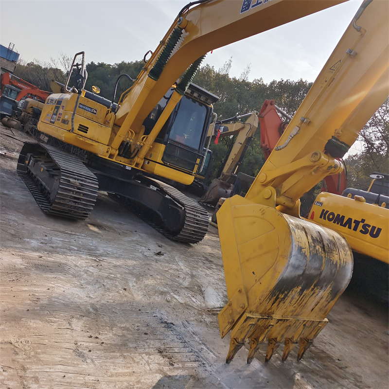KOMATSU PC220-8 N1 PC 220-8 PC200-8 PC400-8 - Pelle sur chenille: photos 5 KOMATSU PC220-8 N1 PC 220-8 PC200-8 PC400-8 - Pelle sur chenille: photos 5