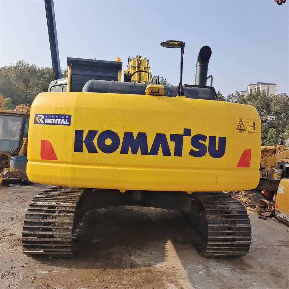KOMATSU PC220-8 PC 220 - 8 - Pelle sur chenille: photos 2 KOMATSU PC220-8 PC 220 - 8 - Pelle sur chenille: photos 2